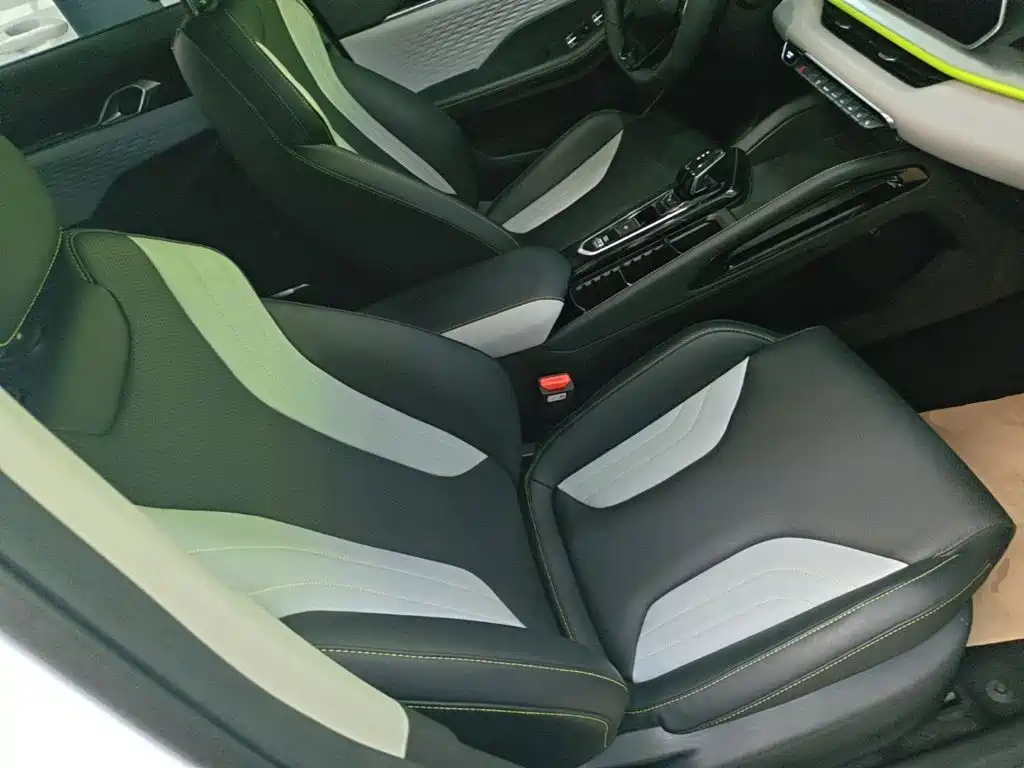 Geely Binyue — миниатюра 25