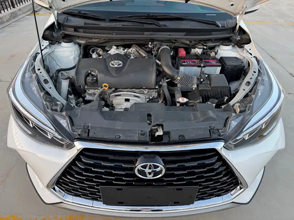 Toyota Yaris L — миниатюра 8