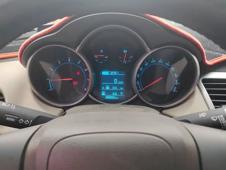 Chevrolet Cruze — миниатюра 14