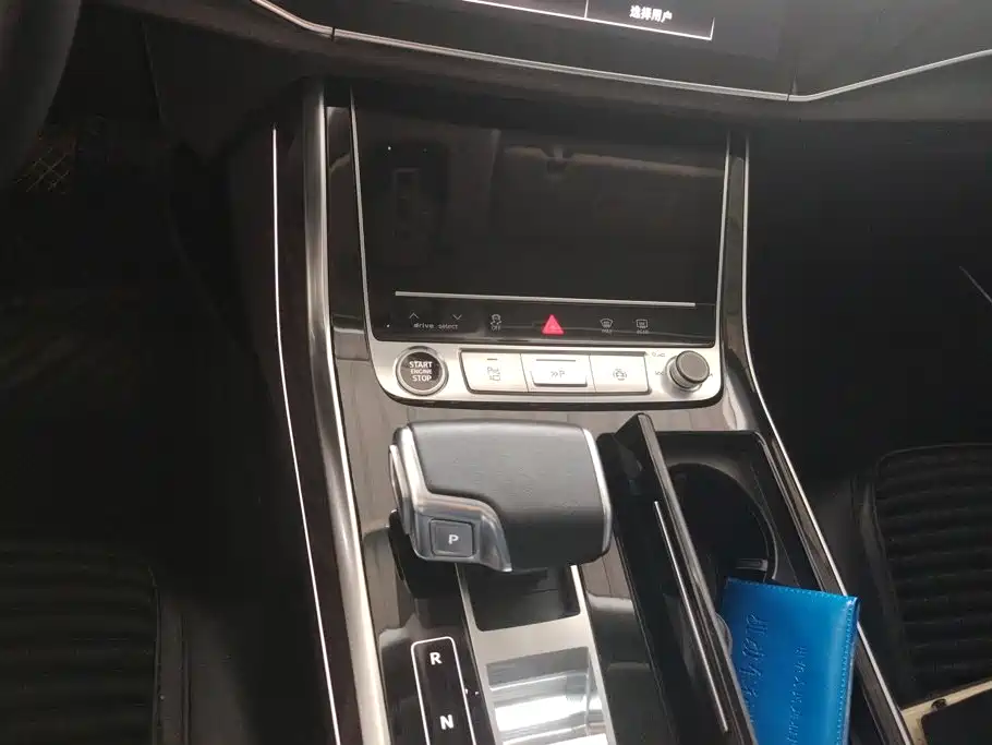 Audi Q8 — миниатюра 16