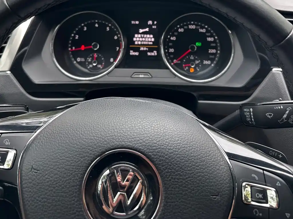 Volkswagen Tiguan L — миниатюра 12