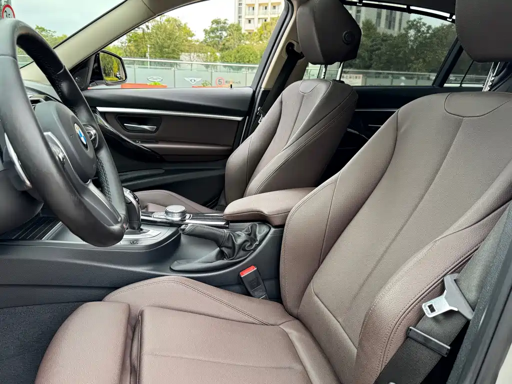 BMW 3 Series — миниатюра 40