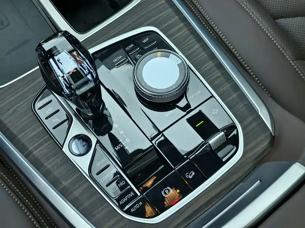 BMW X5 — миниатюра 10