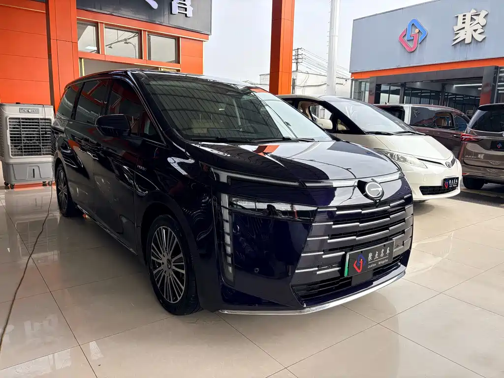 GAC Motor Trumpchi E8 PHEV — миниатюра 3