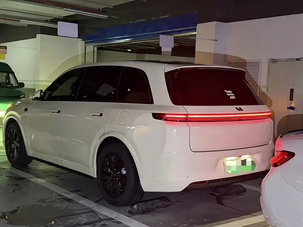 Li Auto Li L8 — миниатюра 4
