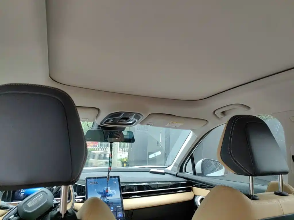Geely Boyue L — миниатюра 14