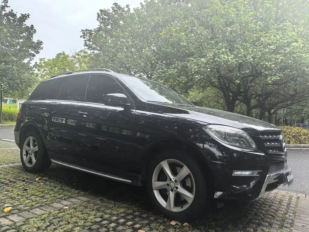 Mercedes-Benz M-Class — миниатюра 3