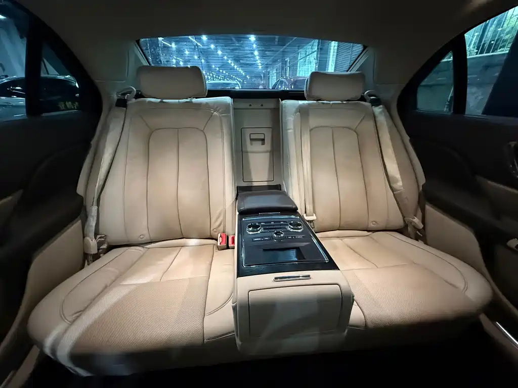 Lincoln Continental — миниатюра 16