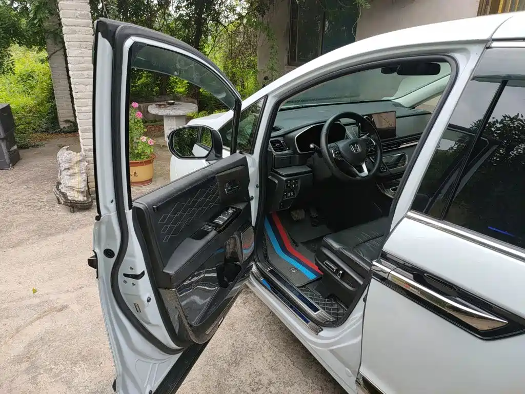 Honda Elysion — миниатюра 14