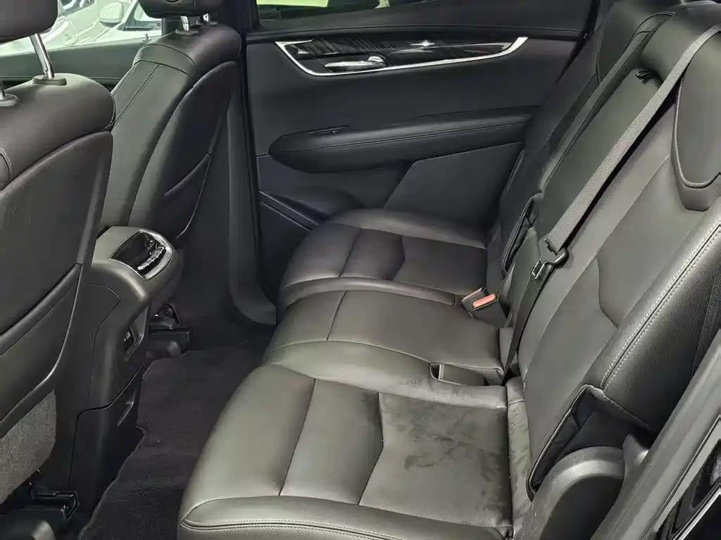Cadillac XT6 — миниатюра 20