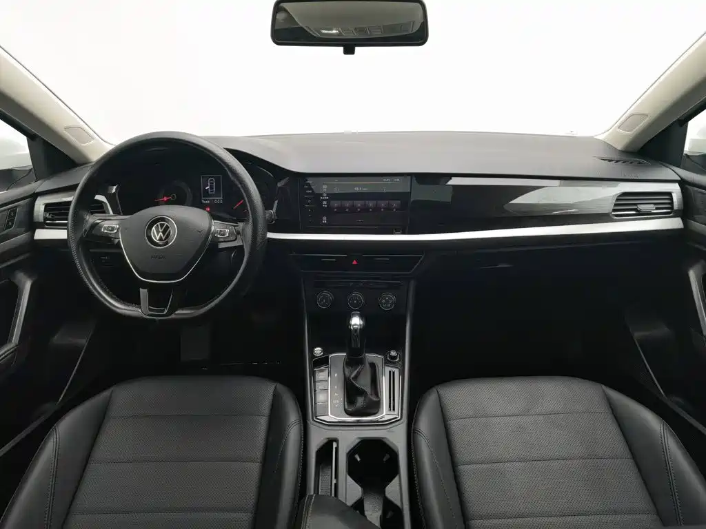 Volkswagen Lavida — миниатюра 5