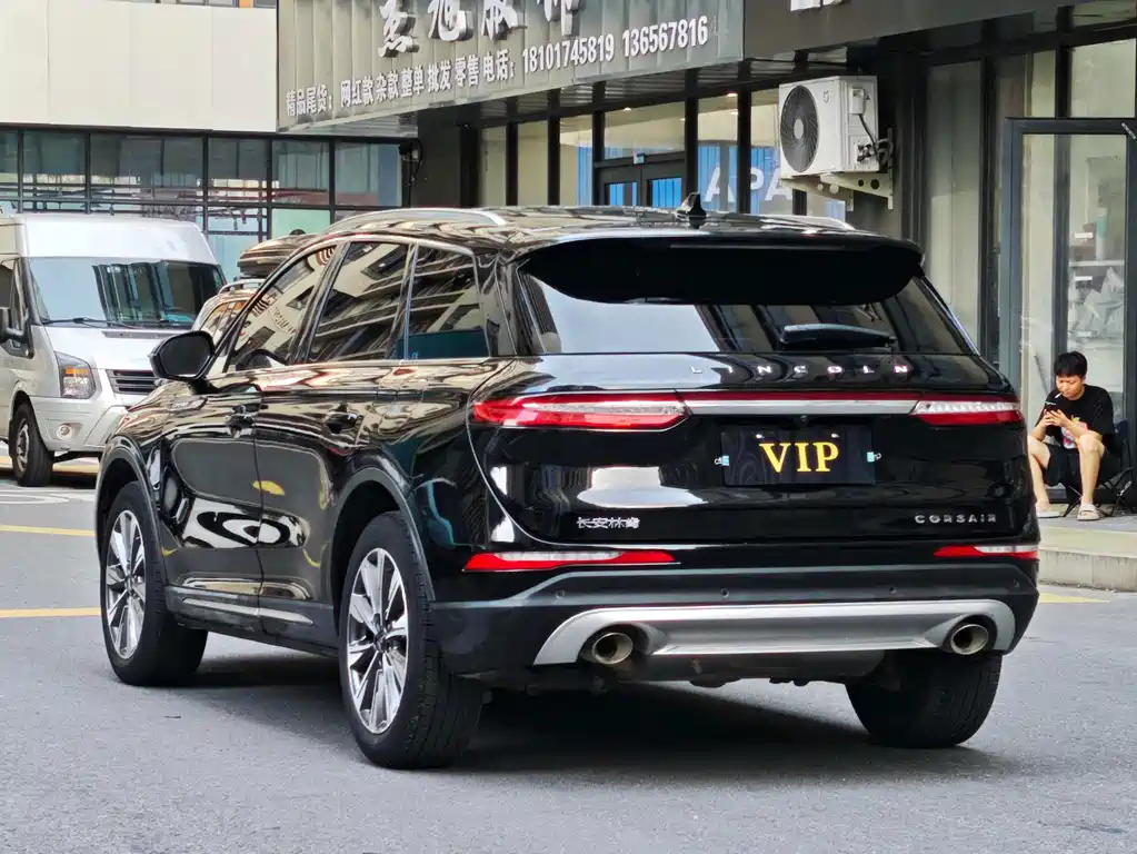 Lincoln Corsair — миниатюра 7