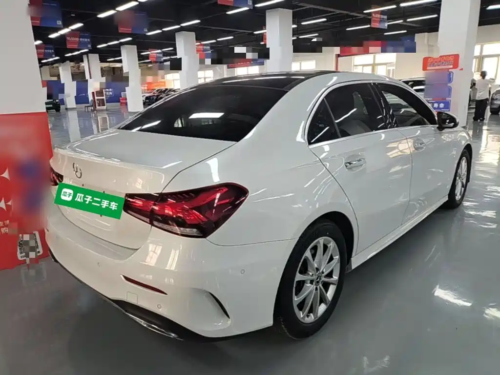 Mercedes-Benz A-Class — миниатюра 7