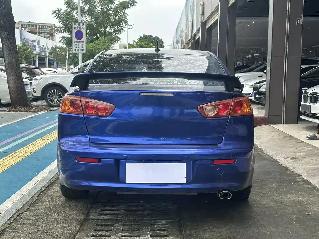 Mitsubishi Lancer EX — миниатюра 12