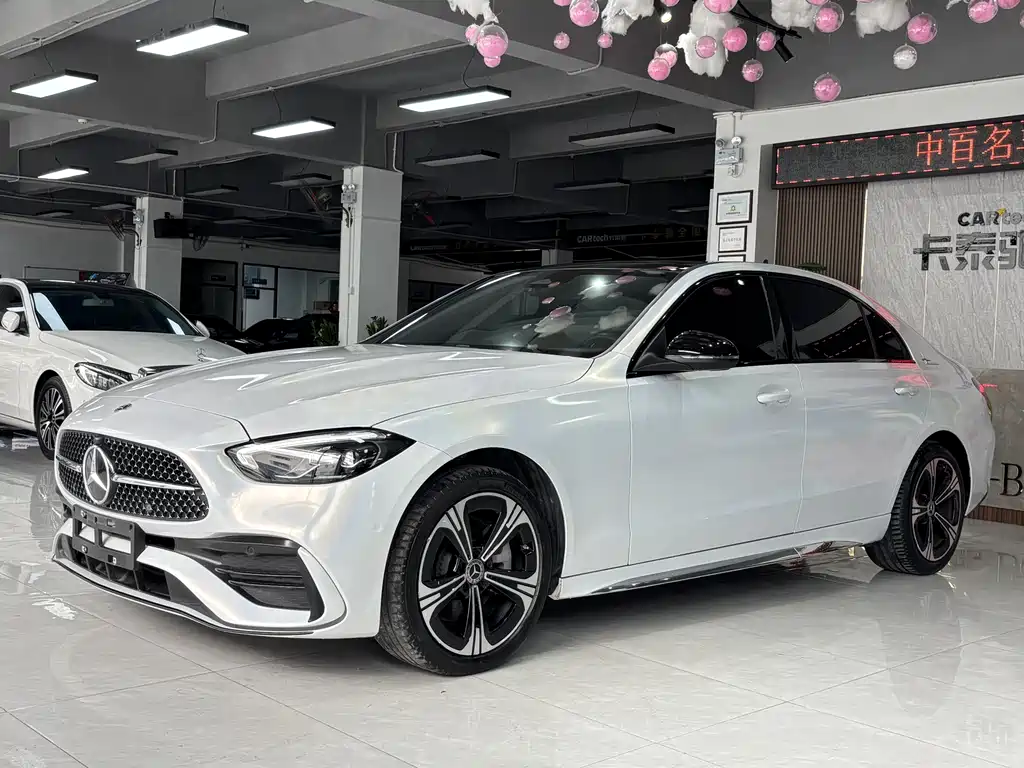 Mercedes-Benz C-Class 2022