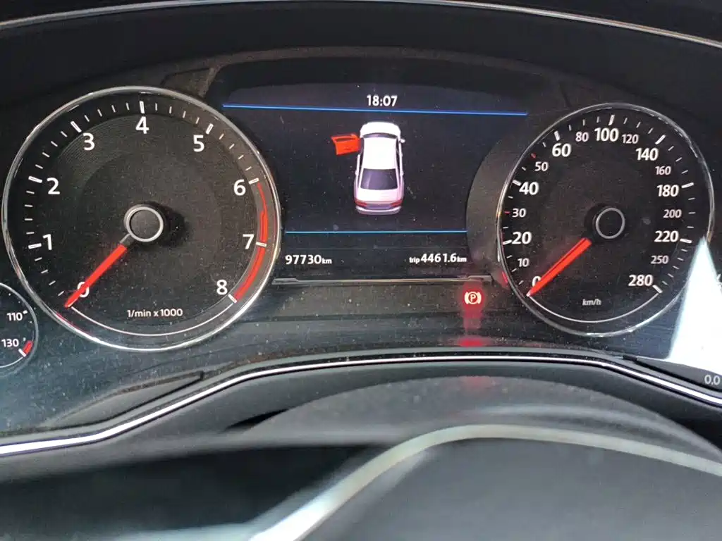 Volkswagen Phideon — миниатюра 8