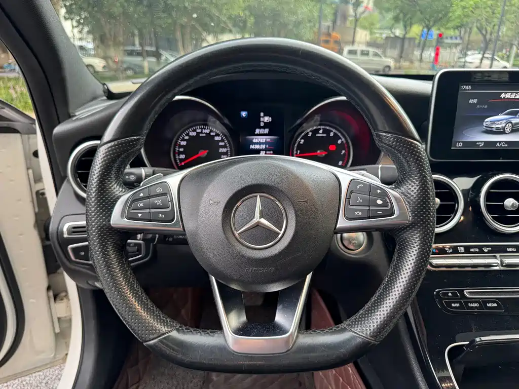 Mercedes-Benz C-Class — миниатюра 17