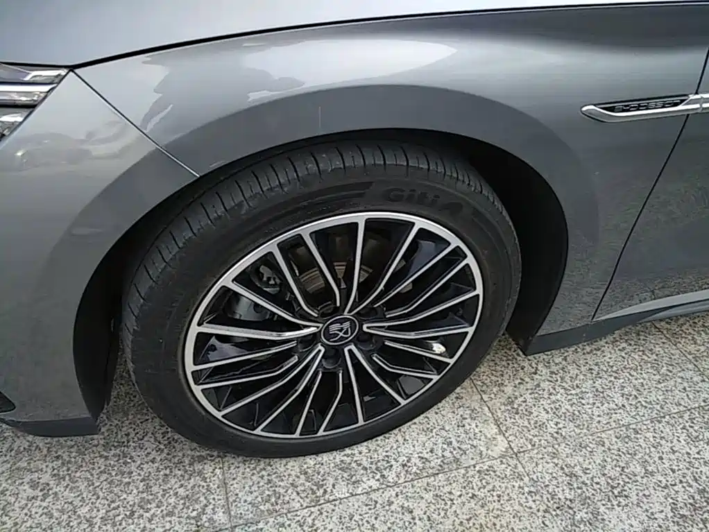 BYD Han — миниатюра 23