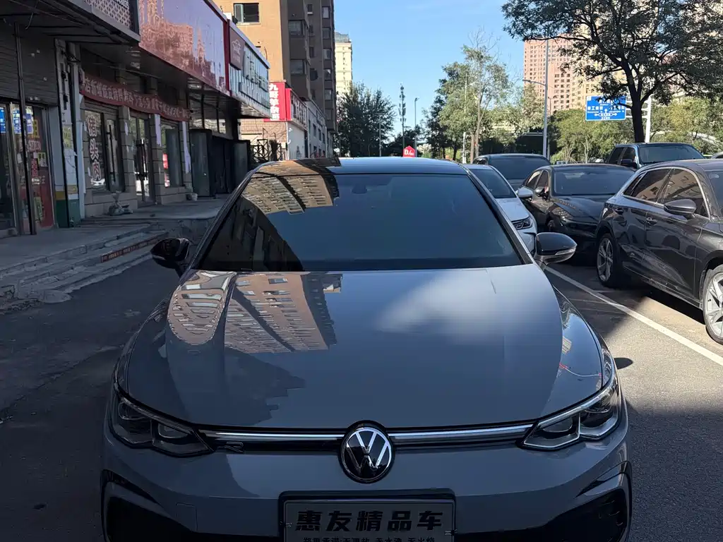 Volkswagen Golf — миниатюра 2