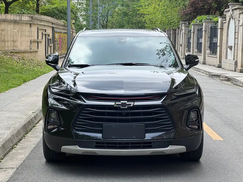 Chevrolet Blazer 2022 650T Redline 7 мест