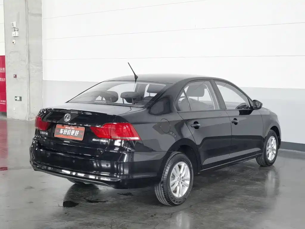Volkswagen Santana — миниатюра 2