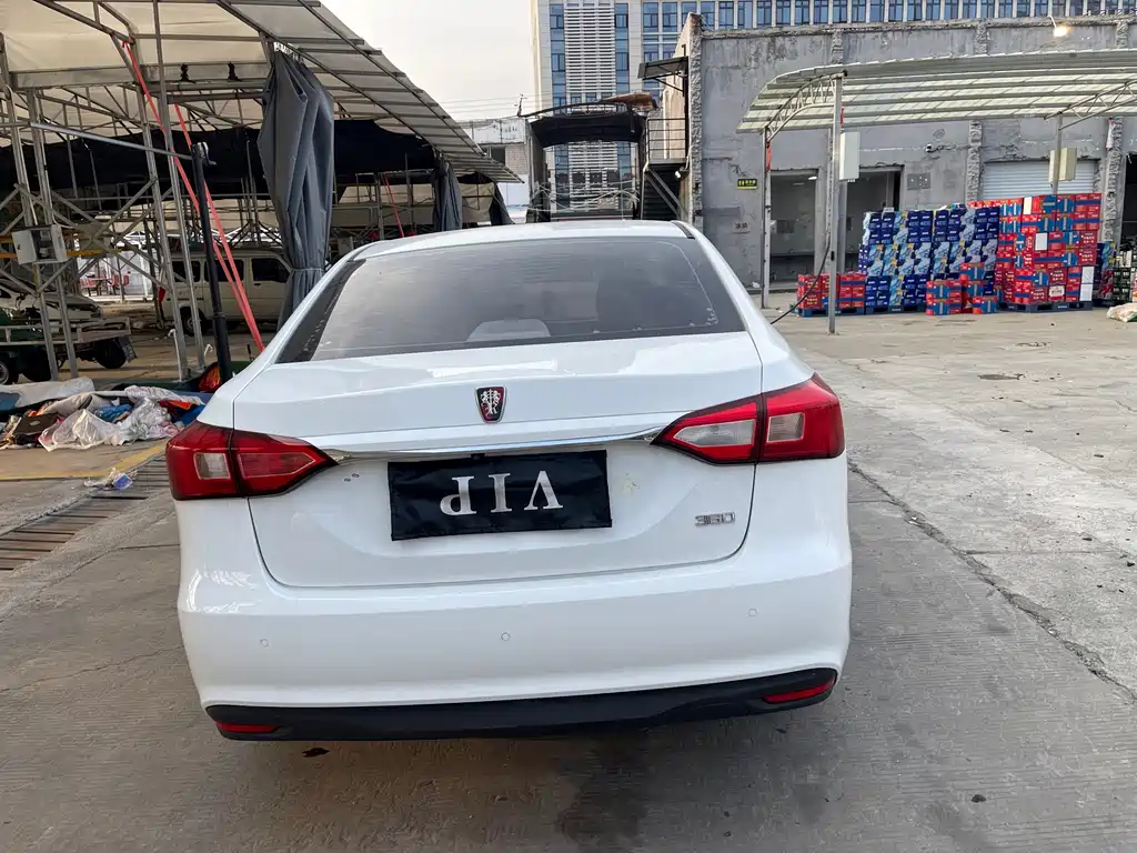Roewe 360 — миниатюра 6