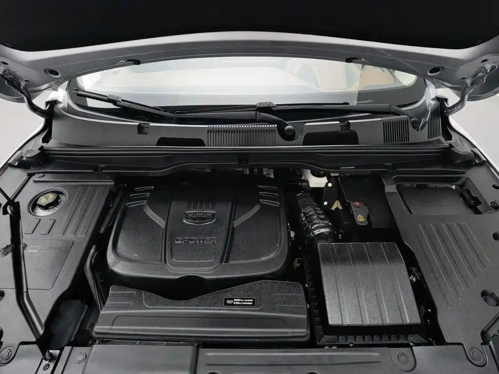 Geely Binyue — миниатюра 6