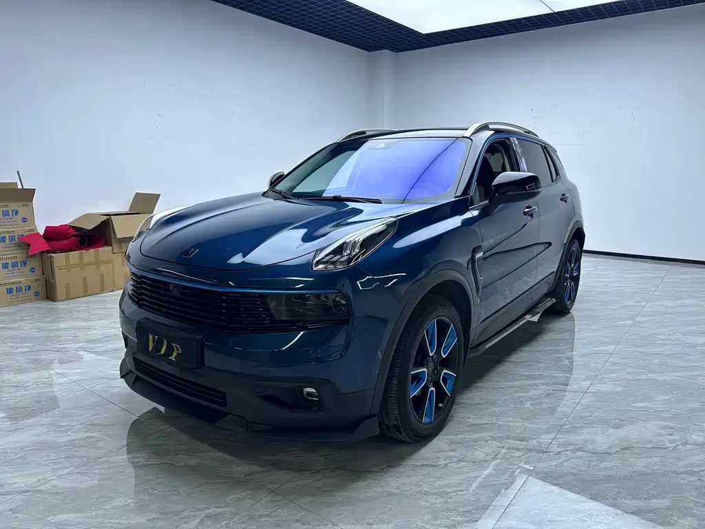 Lynk & Co 01 2020