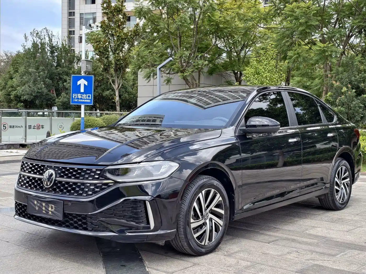 朗逸 2024款 300TSI DSG星空领先版 2024