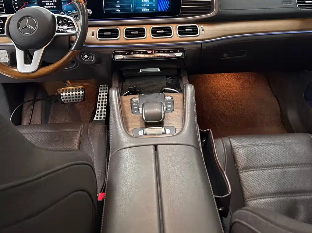 Mercedes-Benz GLS — миниатюра 11