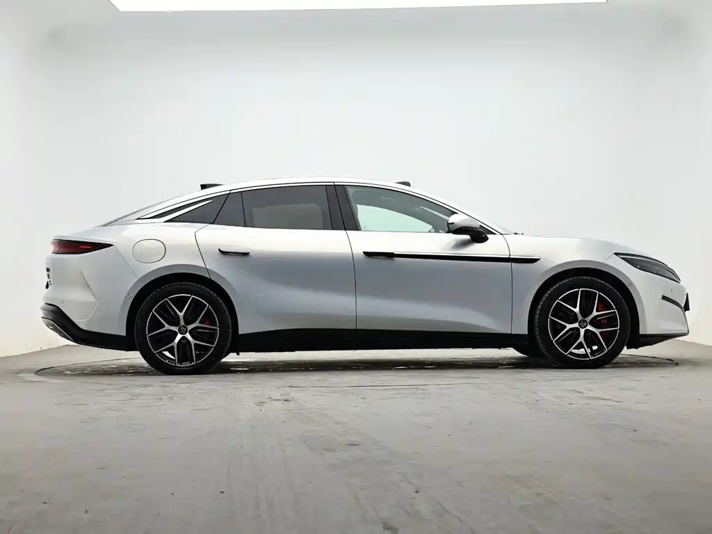 BYD Han L — миниатюра 6