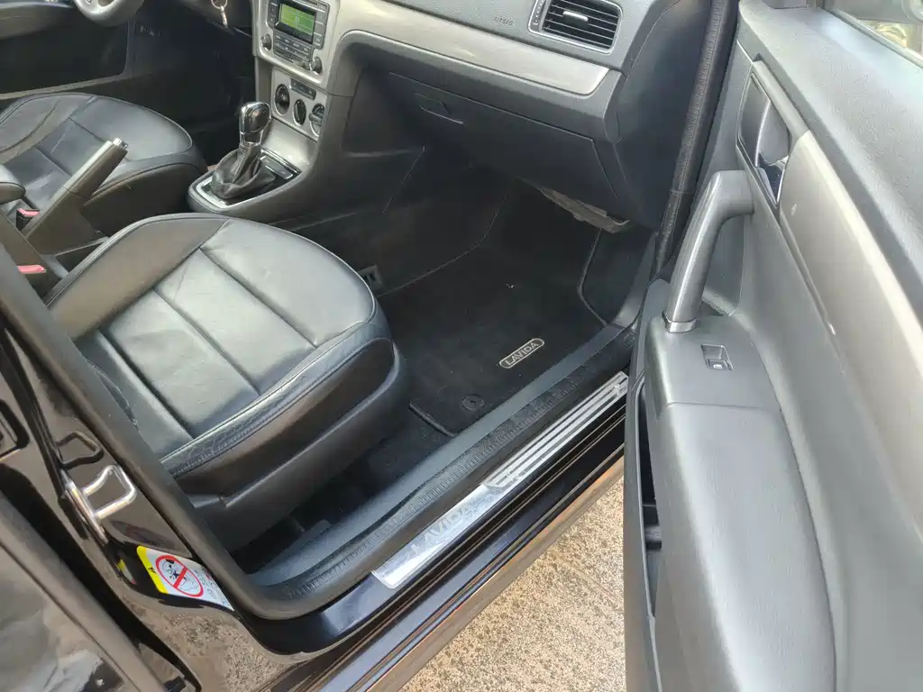Volkswagen Lavida — миниатюра 13
