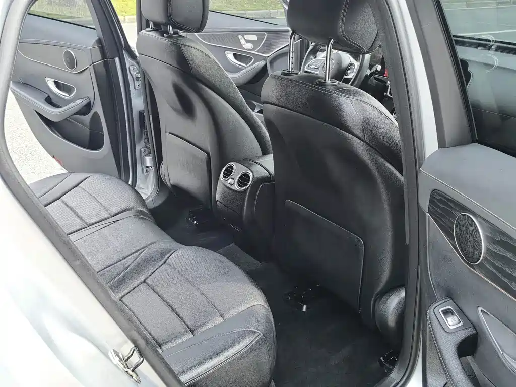 Mercedes-Benz EQC — миниатюра 7