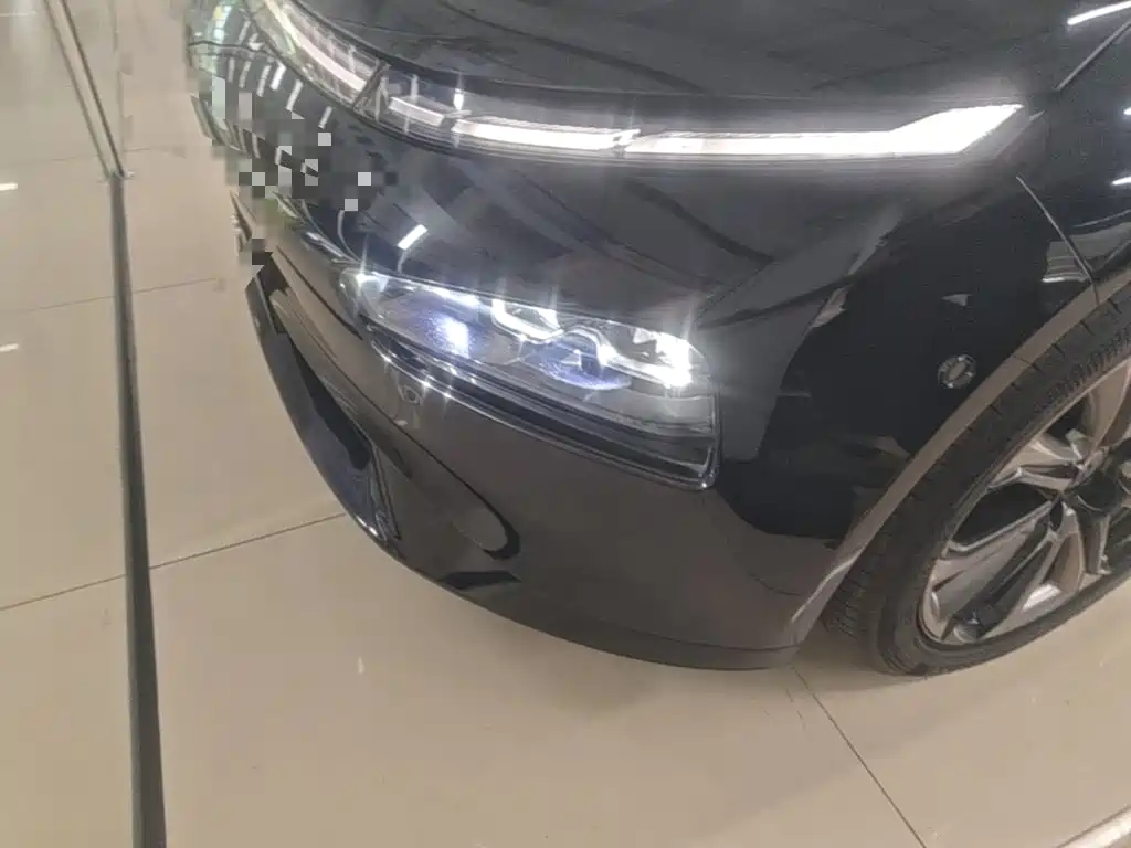 XPeng P7 — миниатюра 24