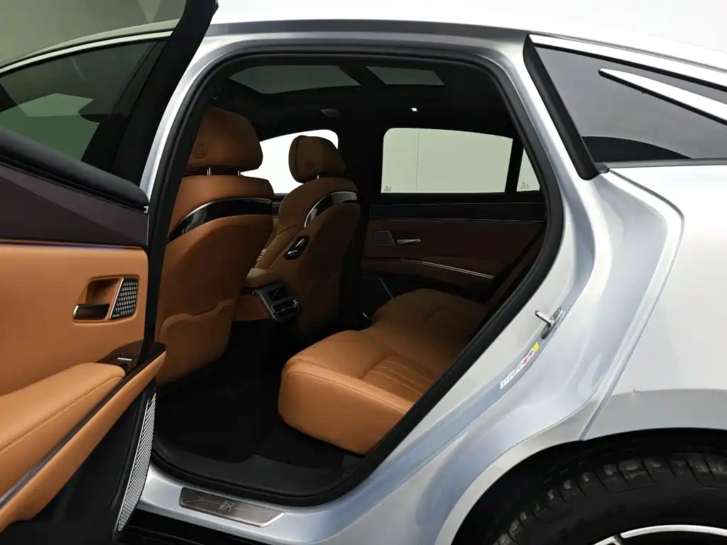 BYD Han L — миниатюра 15