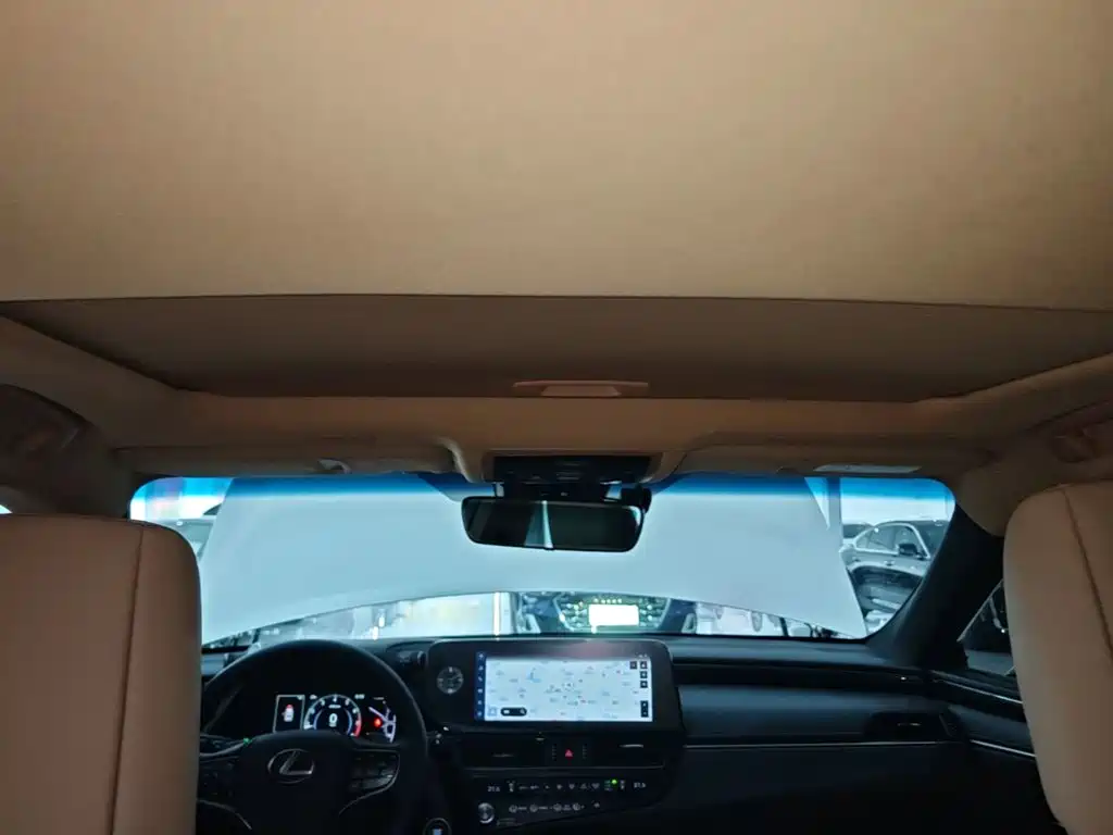 Lexus ES — миниатюра 18