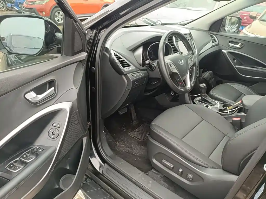 Hyundai Santa Fe — миниатюра 16