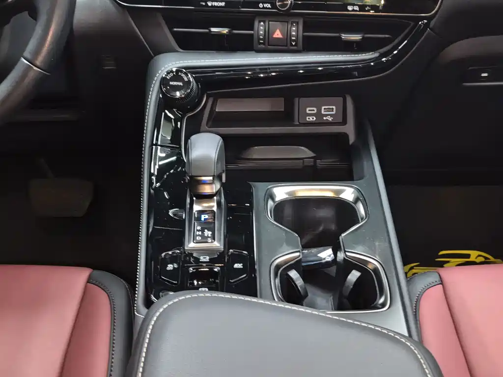 Lexus NX — миниатюра 26