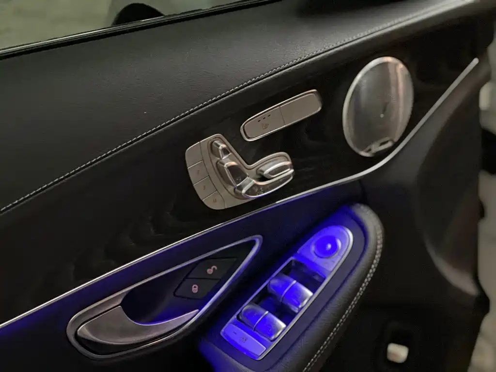 Mercedes-Benz C-Class — миниатюра 22