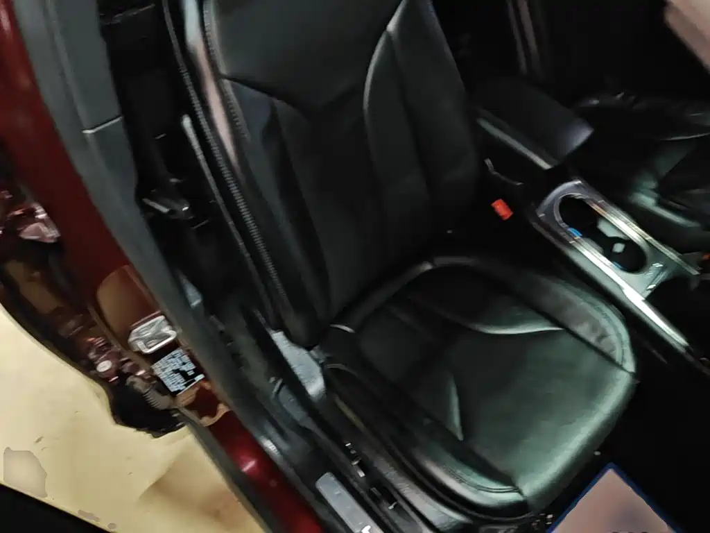 Lincoln MKC — миниатюра 25
