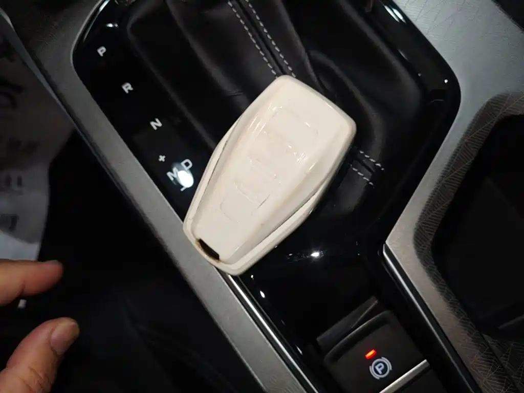 Geely Emgrand — миниатюра 9