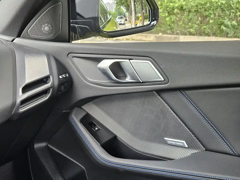 BMW M235L — миниатюра 16