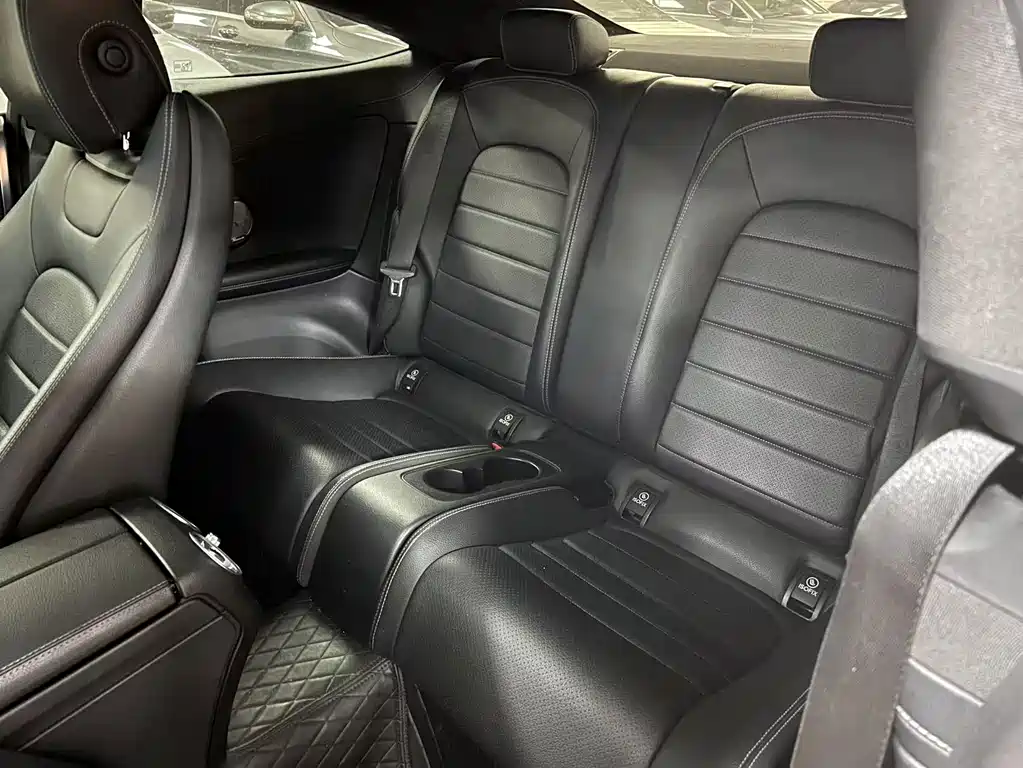 Mercedes-Benz C-Class (Import) — миниатюра 8