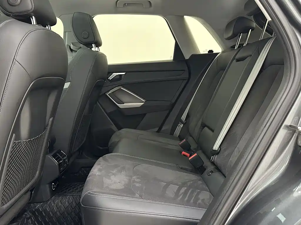 Audi Q3 — миниатюра 8