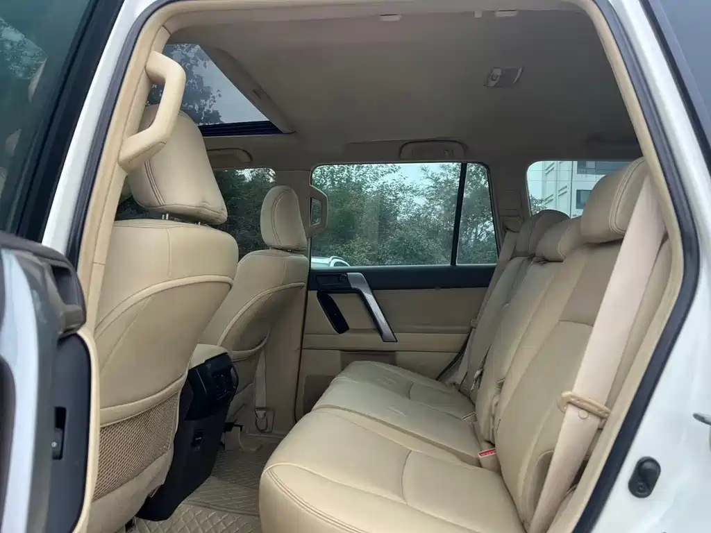 Toyota Prado (Import) — миниатюра 6