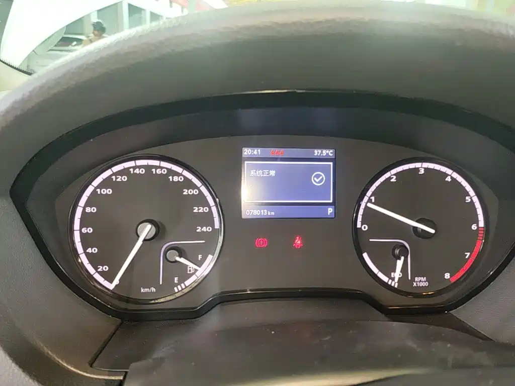 Qoros Qoros 3 — миниатюра 12
