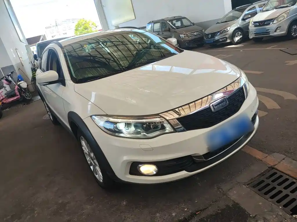 Qoros Qoros 3 — миниатюра 4
