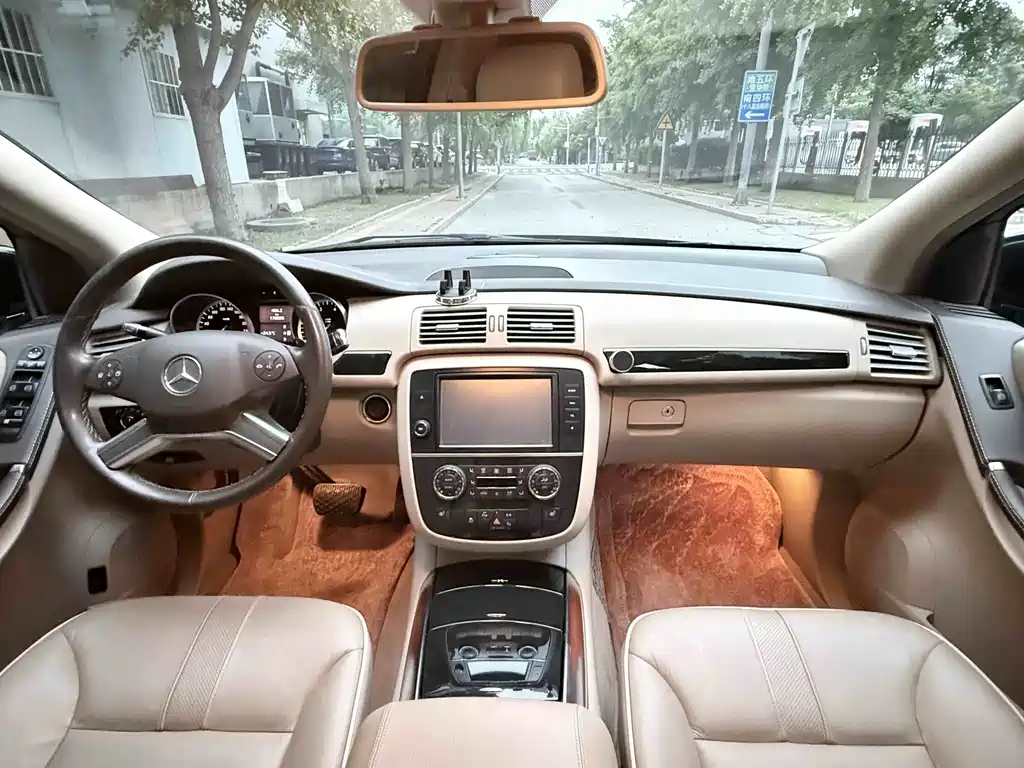 Mercedes-Benz R-Class — миниатюра 13