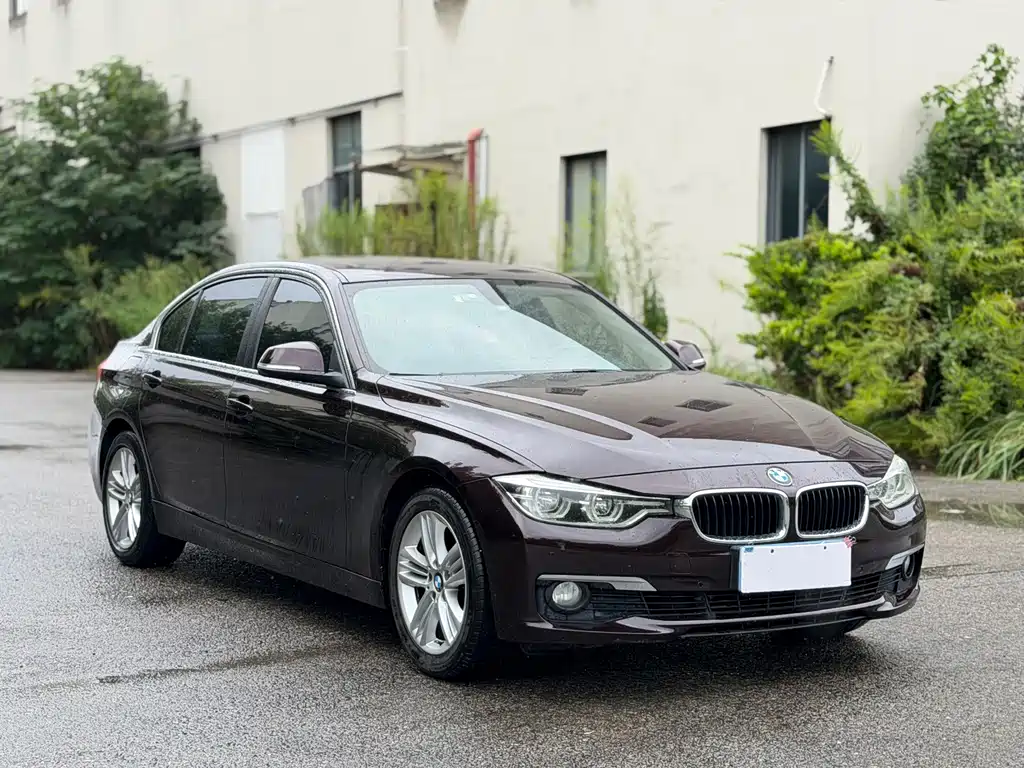 BMW 3 Series — миниатюра 3