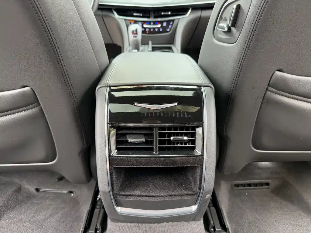 Cadillac CT6 — миниатюра 26